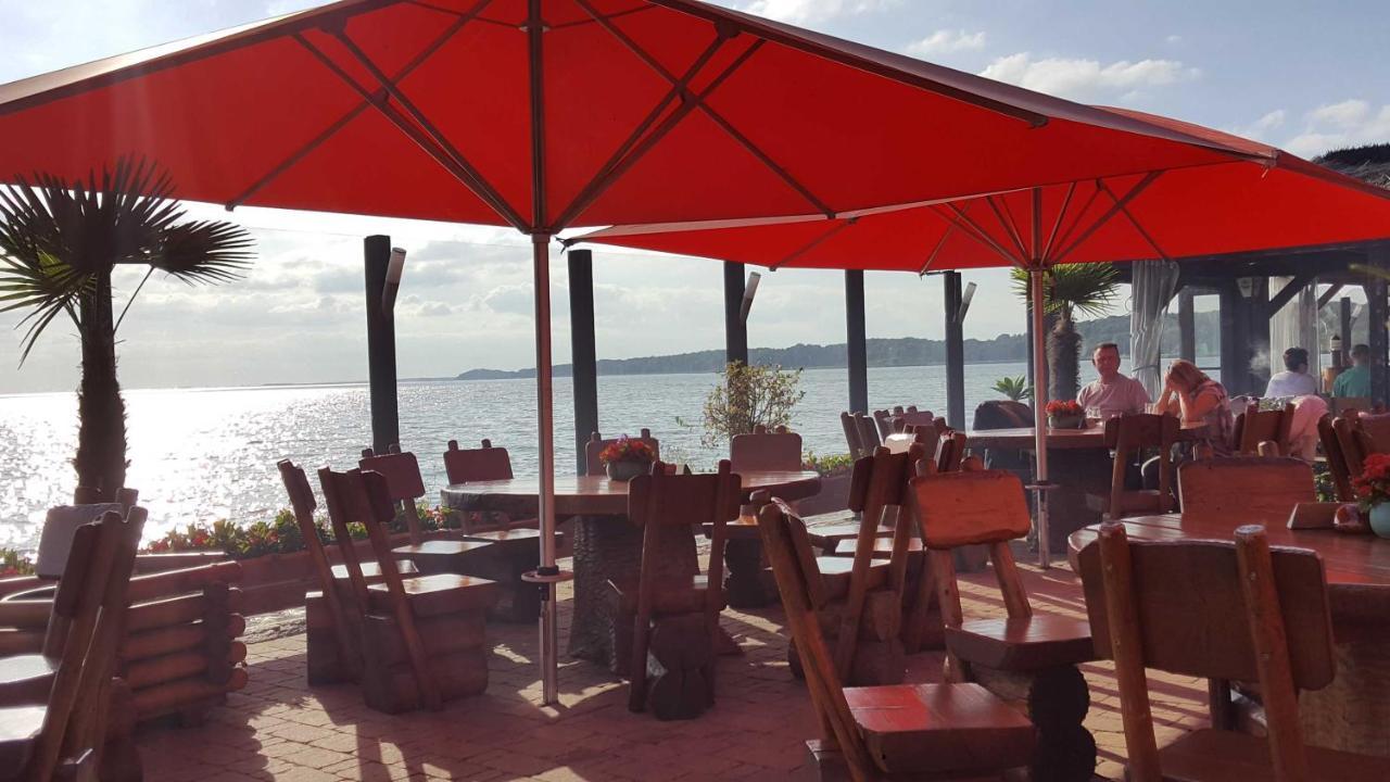 Terrassenwohnung "Treibholz" - Oase Am Haff Garz  المظهر الخارجي الصورة